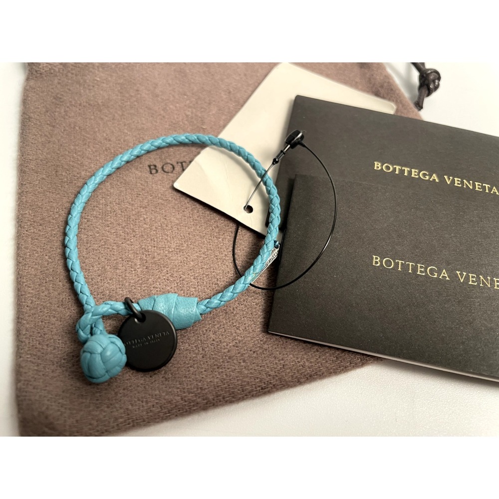 New Bottega Veneta Intrecciato Bracelet  Leather Aqua Size‎ M